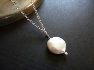 Single Pearl Necklace 4