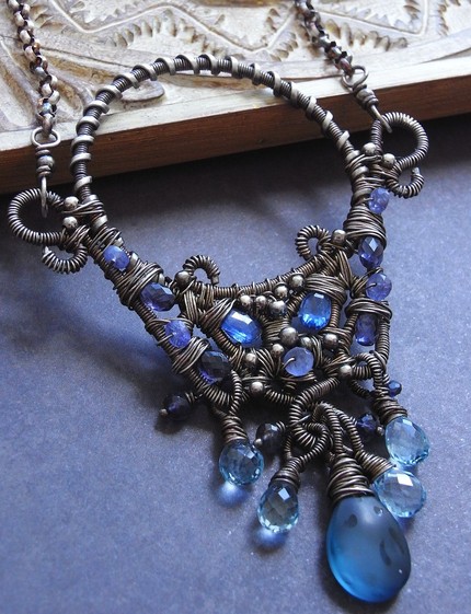 Art Jewellery – Wire-wrapped Gorgeousness