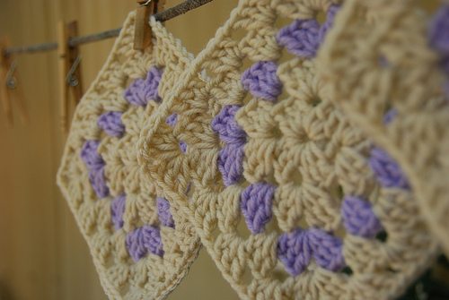 The Great Australian Granny Square… yarn-lovers – I need your help!