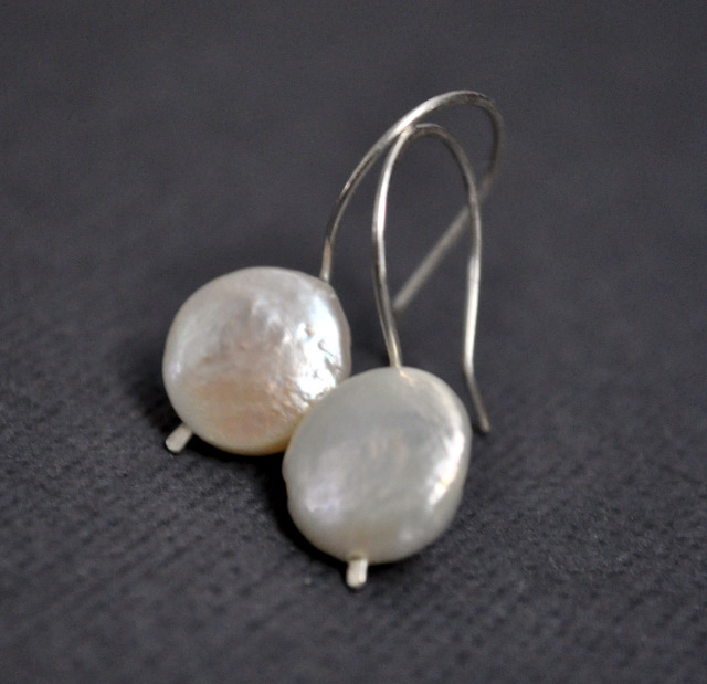 August Giveaway – Pearl Earrings & Necklace