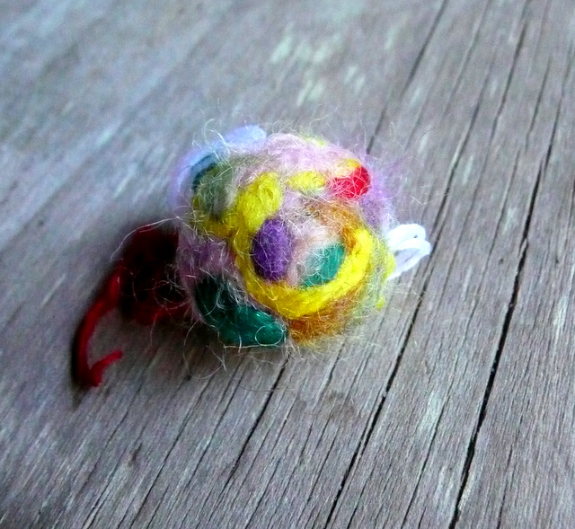Tuesday Tute – Felted Balls